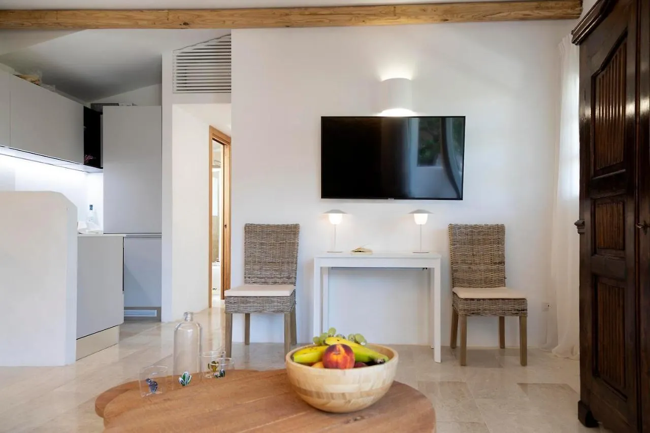 Casa Le Rocce San Pantaleo公寓 0*,  意大利
